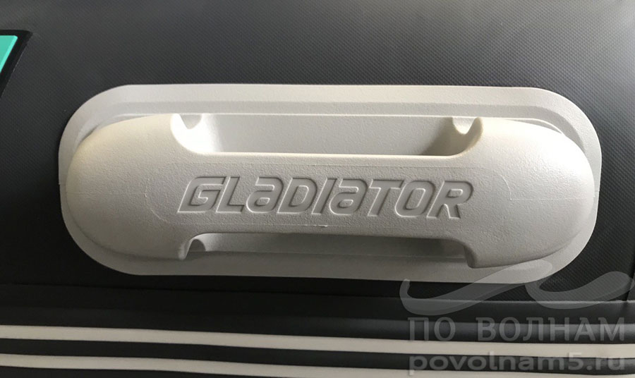 Лодка Gladiator C 370 AL